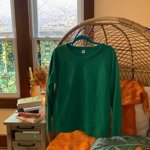 Green soft sweatshirt